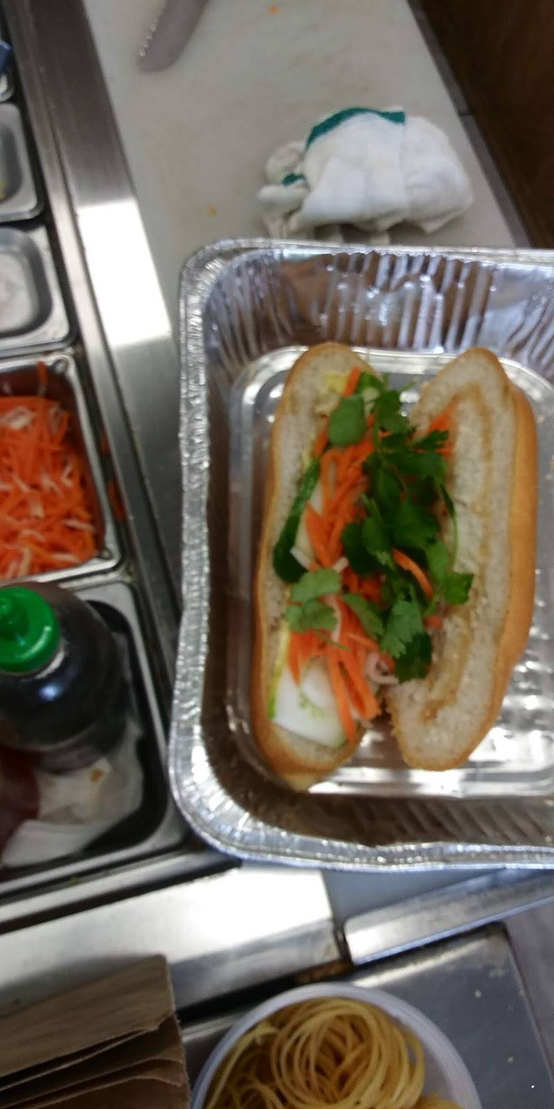 Viet Thai Express | restaurant | 336 Cardinal Oconnell Pkwy, Lowell, MA 01854, USA | 9784529702 OR +1 978-452-9702