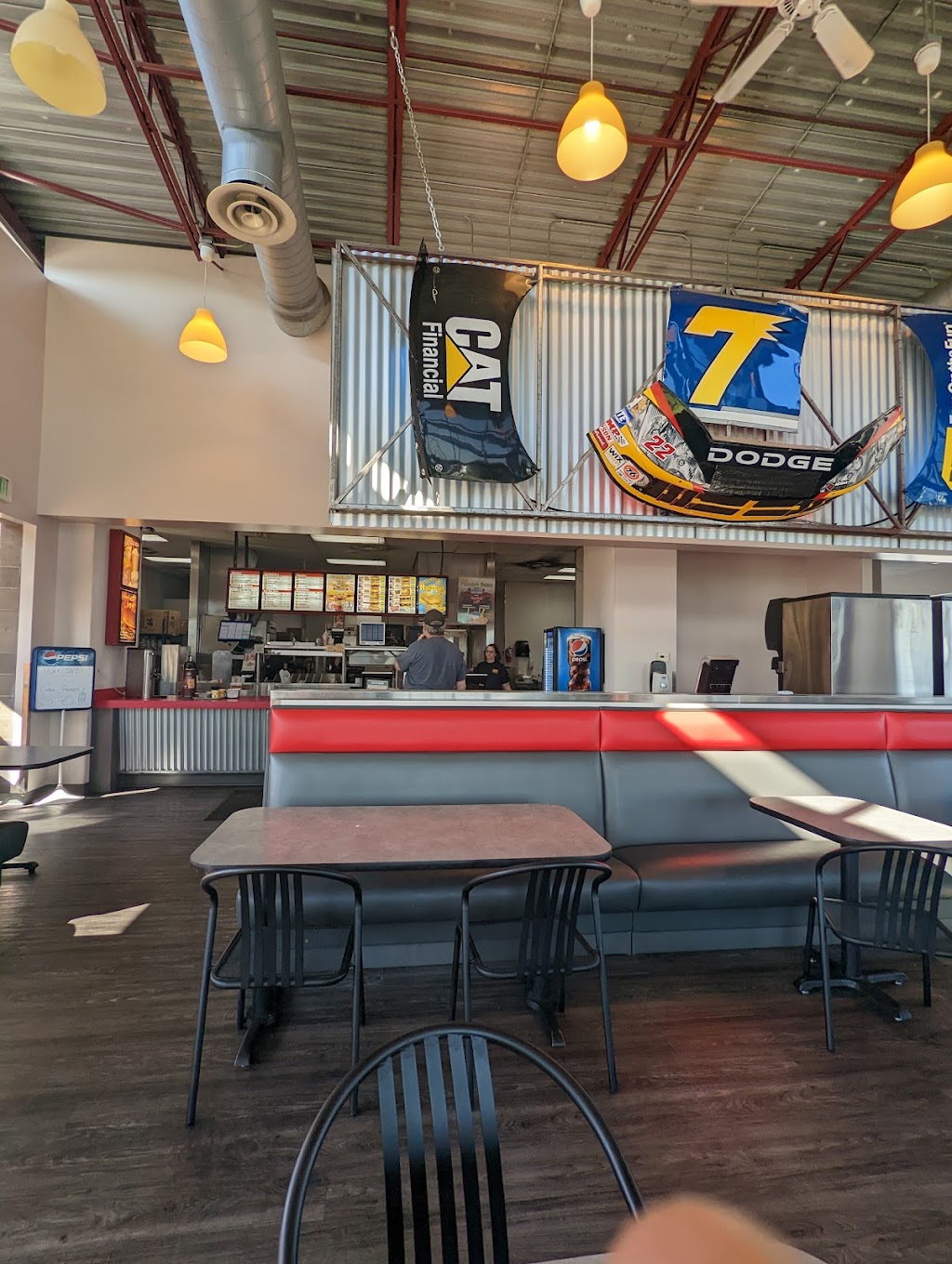 Zips Drive In | restaurant | 5901 E Trent Ave, Spokane Valley, WA 99212, USA | 5095345899 OR +1 509-534-5899