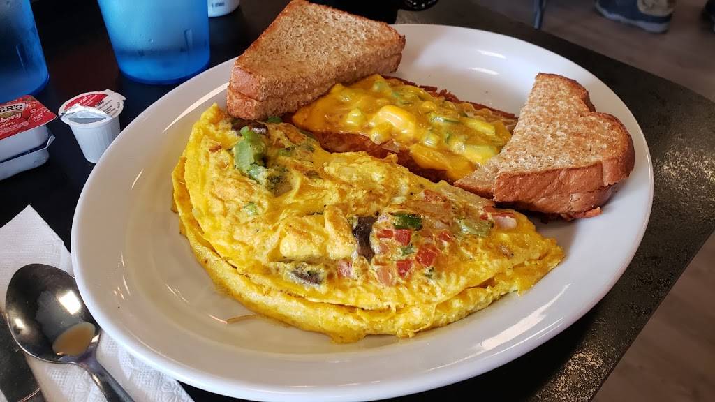 Wally Waffle | restaurant | 3997 Medina Rd, Akron, OH 44333, USA | 2344660155 OR +1 234-466-0155