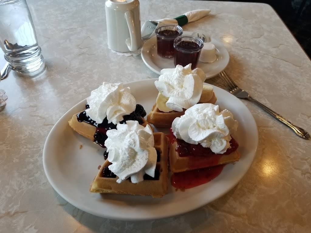 Mattys Family Restaurant & Pancake House | restaurant | 10S642 Kingery Hwy, Willowbrook, IL 60527, USA | 6306559020 OR +1 630-655-9020