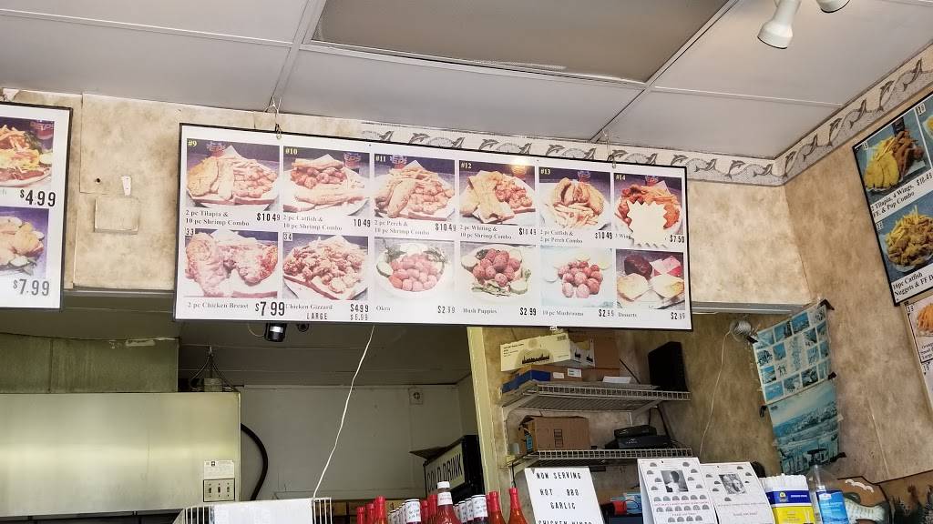 M & M Chicken & Fish | restaurant | 4005 E Livingston Ave, Columbus, OH 43227, USA | 6142375791 OR +1 614-237-5791