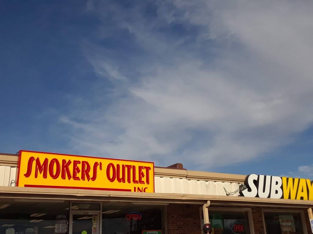 Subway Restaurants | restaurant | 809 W Newton St, Versailles, MO 65084, USA | 5733785640 OR +1 573-378-5640