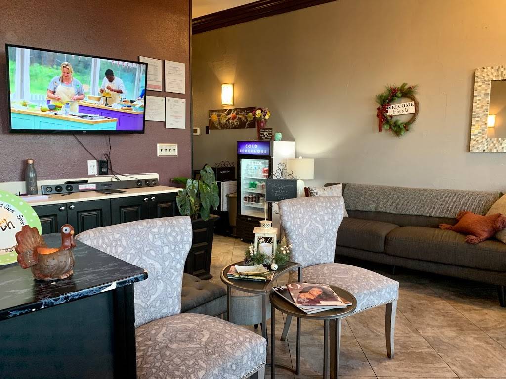 Southern Comfort Cafe | restaurant | 10630 Montwood Dr F, El Paso, TX 79935, USA | 9155259773 OR +1 915-525-9773