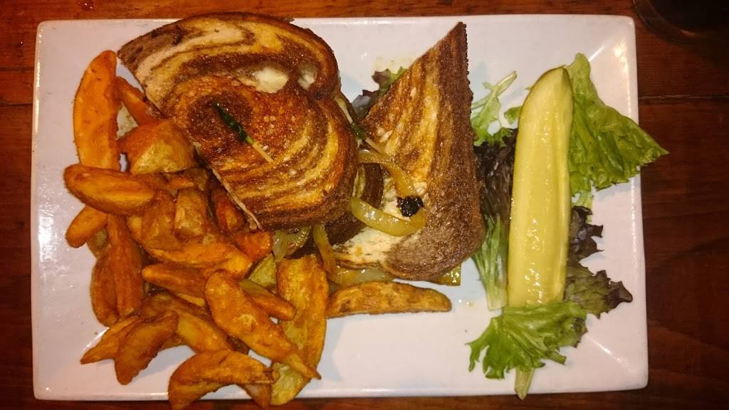 The Shanty Restaurant | restaurant | 38985 US-41, Wadsworth, IL 60083, USA | 8473360262 OR +1 847-336-0262