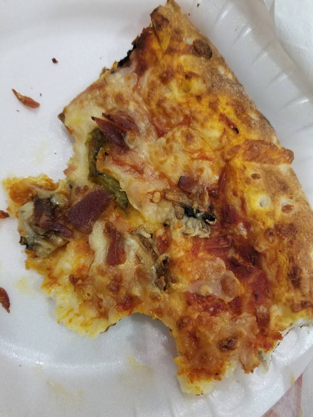 Place Tevere | restaurant | 7275 Rue Sherbrooke E, Montréal, QC H1M 2S5, Canada | 5143522773 OR +1 514-352-2773