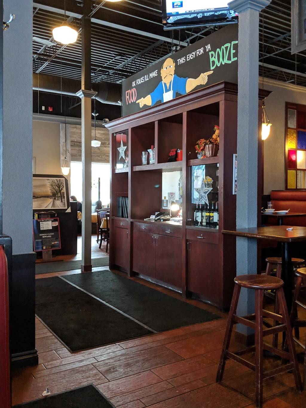 Crabby Joes Bar • Grill | restaurant | 670 Oxford St W, London, ON N6H 1T9, Canada | 5196576888 OR +1 519-657-6888