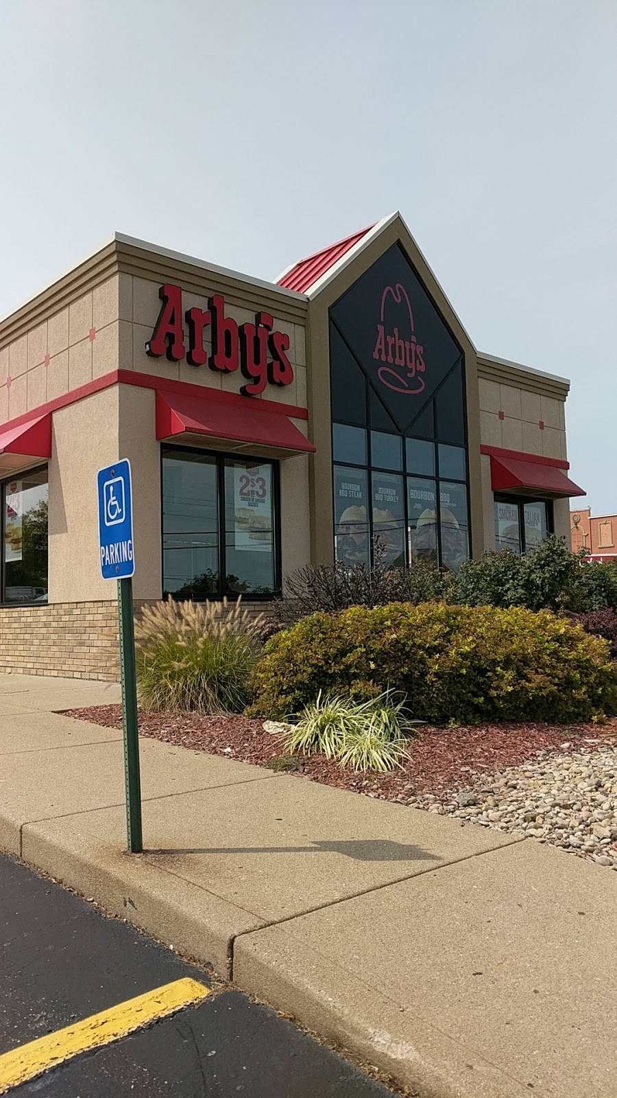 Arbys | restaurant | 6735 Dixie Hwy, Fairfield, OH 45014, USA | 5138700228 OR +1 513-870-0228