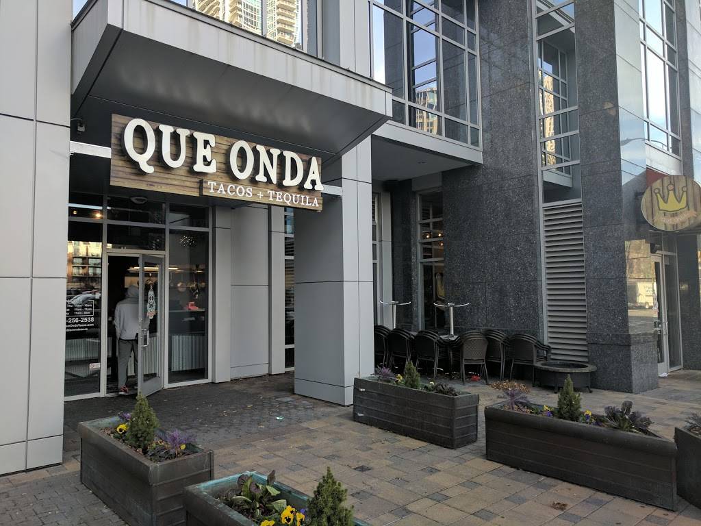 Que Onda Tacos + Tequila Uptown | restaurant | 333 W Trade St #101, Charlotte, NC 28202, USA | 9802562538 OR +1 980-256-2538