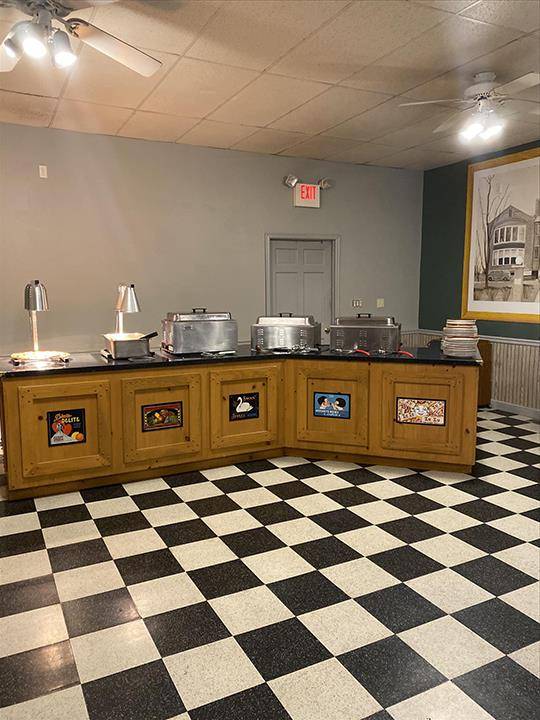 GD’s Saloon, LLC | restaurant | 210 W Tremont St, Odell, IL 60460, USA | 2607687043 OR +1 260-768-7043