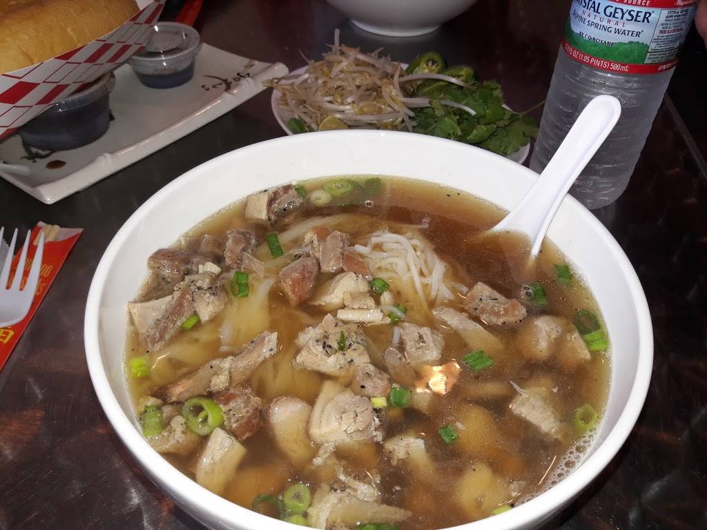 Chaus Cafe | restaurant | 814 S Fort Hood St, Killeen, TX 76541, USA | 2542131262 OR +1 254-213-1262