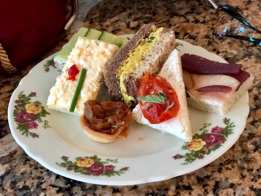 Garden View Tea Room | cafe | 4401 Floridian Way, Orlando, FL 32830, USA | 4079393463 OR +1 407-939-3463