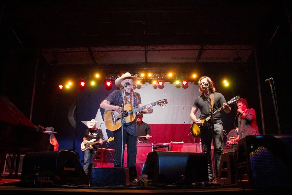 Billy Bobs Texas | restaurant | 2520 Rodeo Plaza, Fort Worth, TX 76164, USA | 8176247117 OR +1 817-624-7117