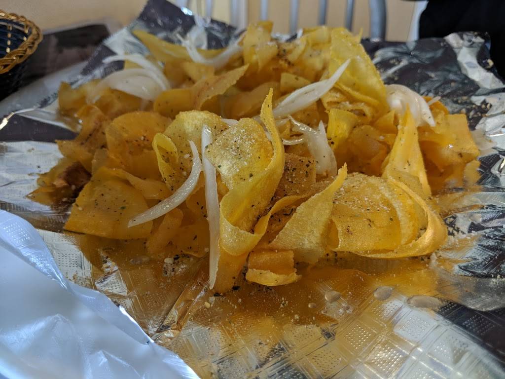 Bennys Caribbean Cuisine And Ice cream | restaurant | 610 Lincoln St, Worcester, MA 01605, USA | 7745708654 OR +1 774-570-8654