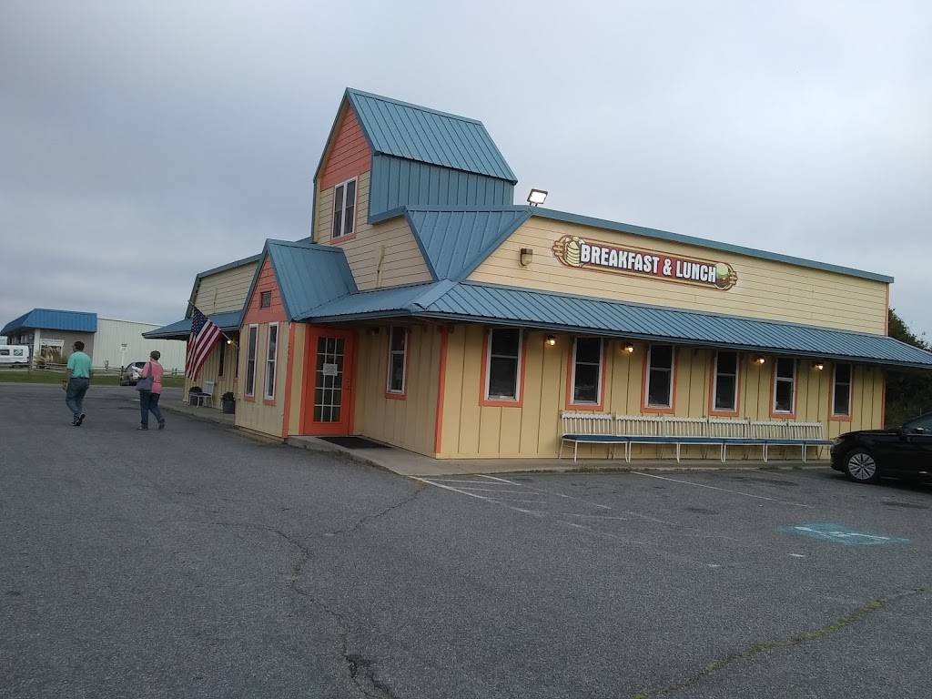 Stackem High Pancakes Milepost 4.5 | restaurant | 3801 N Croatan Hwy, Kitty Hawk, NC 27949, USA | 2522618221 OR +1 252-261-8221