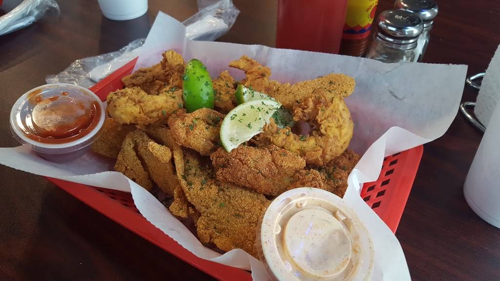 Sams Southern Eatery | restaurant | 1414 W Interstate 240 Service Rd, Oklahoma City, OK 73159, USA | 4052087699 OR +1 405-208-7699