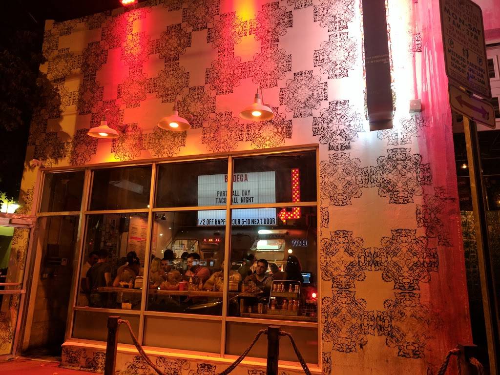 Bodega Taqueria y Tequila | restaurant | 1220 16th St, Miami Beach, FL 33139, USA | 3057042145 OR +1 305-704-2145
