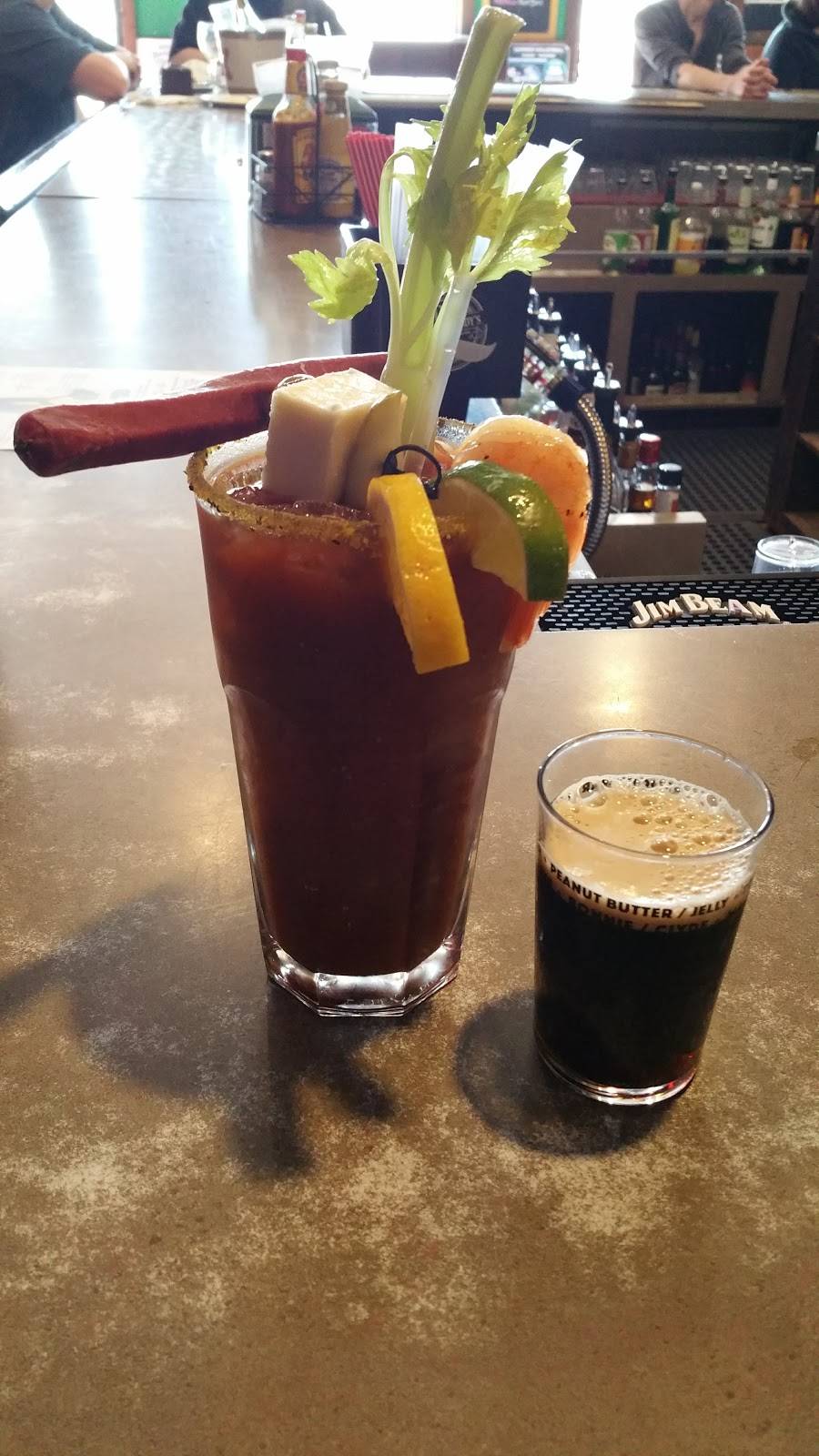 Club Tavern | restaurant | 1915 Branch St, Middleton, WI 53562, USA | 6088363773 OR +1 608-836-3773