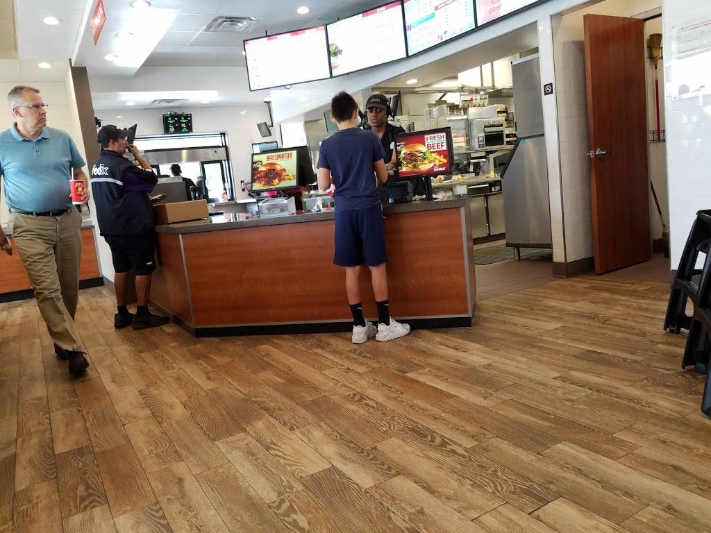 Wendys | restaurant | 9409 Fuqua St, Houston, TX 77075, USA | 2816244414 OR +1 281-624-4414