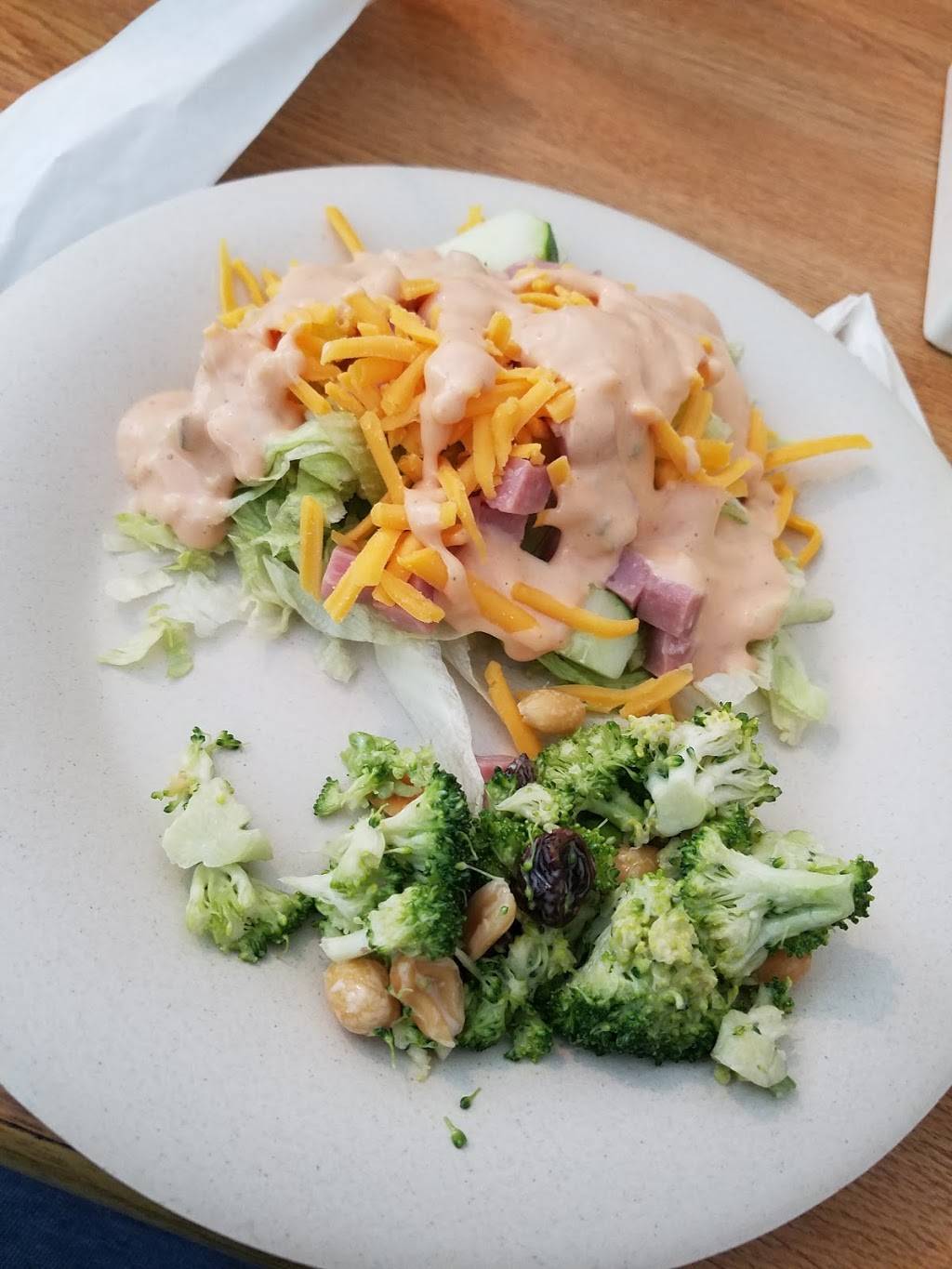 Olde House Cafe | restaurant | 1274 Bells Hwy, Walterboro, SC 29488, USA | 8435382614 OR +1 843-538-2614