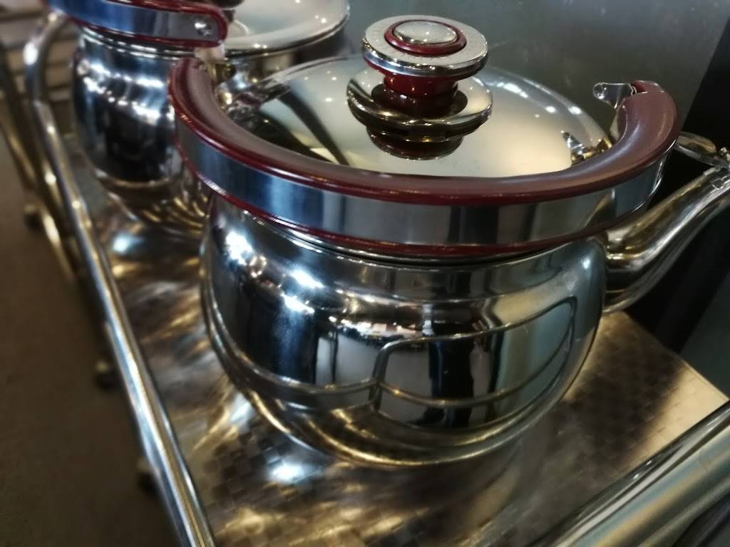 Restaurant Little Shop | restaurant | 7209 Boulevard Taschereau, Brossard, QC J4Y 1A1, Canada | 4508124901 OR +1 450-812-4901