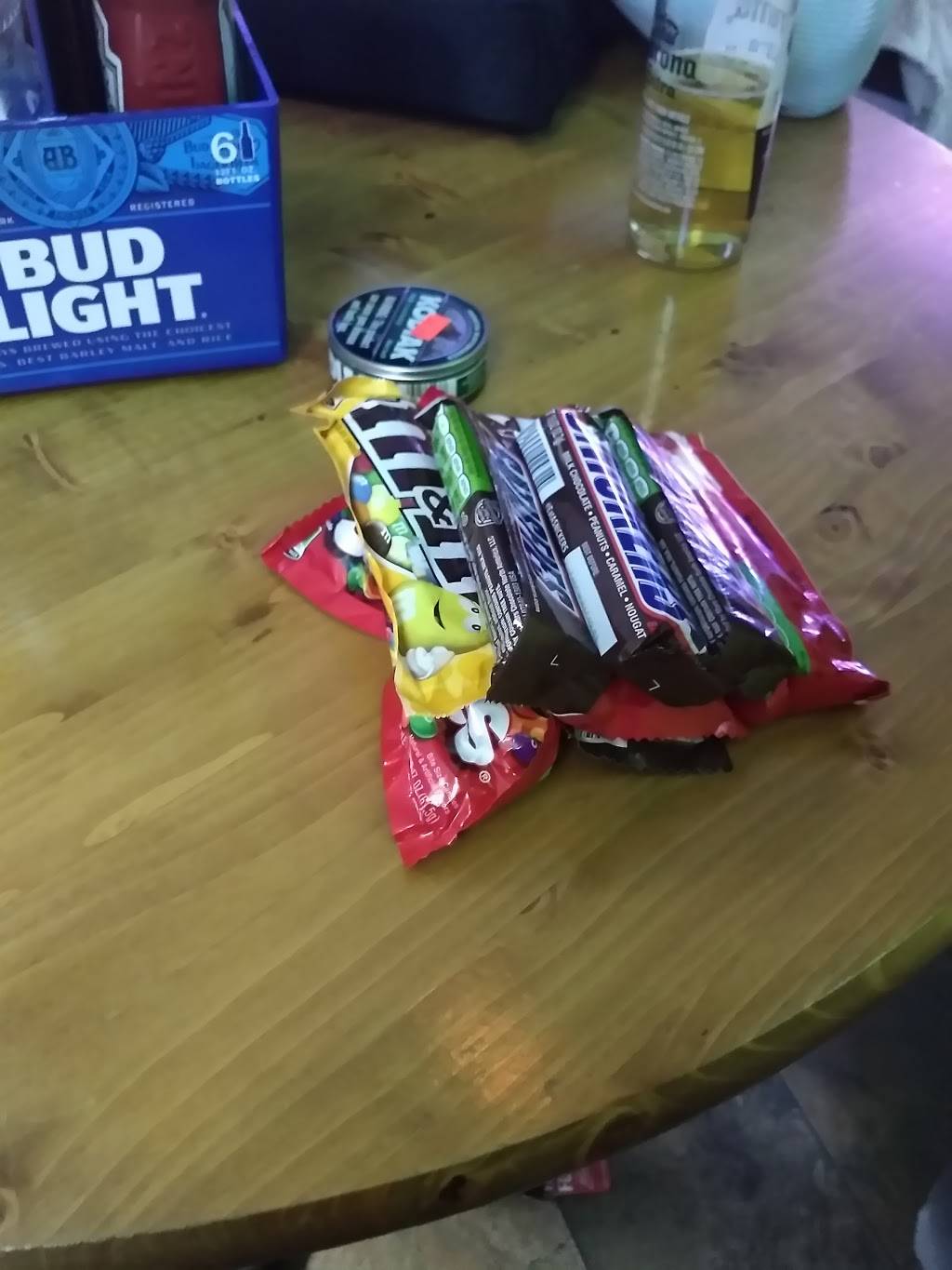 Neighbors Bar & Gaming | restaurant | 7745 Forest Hills Rd, Loves Park, IL 61111, USA | 8153159632 OR +1 815-315-9632