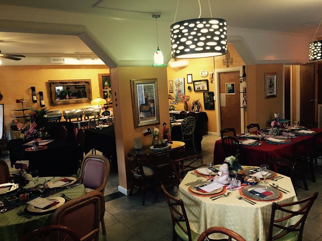 Gourmet Central by Cel | restaurant | 515 W 4th St, Brownsville, TX 78520, USA | 9563128596 OR +1 956-312-8596