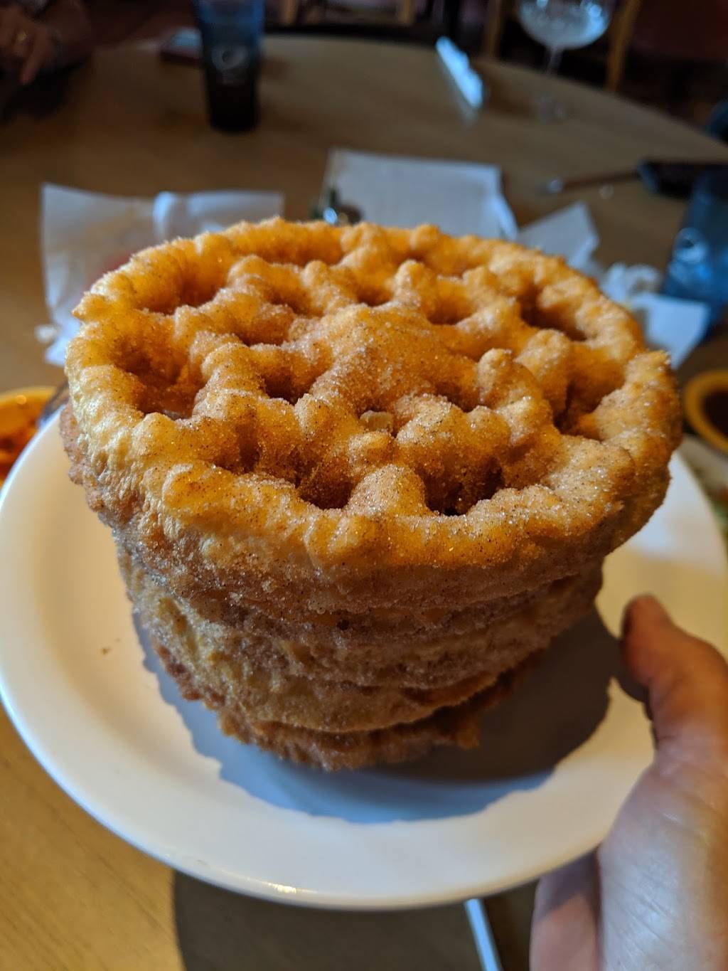 Zapatas Mexican Restaurant & Cantina | restaurant | 8 Eastport Plaza Dr, Collinsville, IL 62234, USA | 6183431337 OR +1 618-343-1337