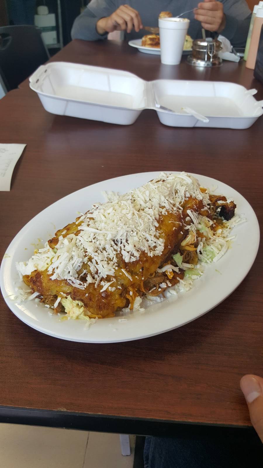 La Uchireña | restaurant | 7880 NW 52nd St, Doral, FL 33166, USA | 3055999399 OR +1 305-599-9399