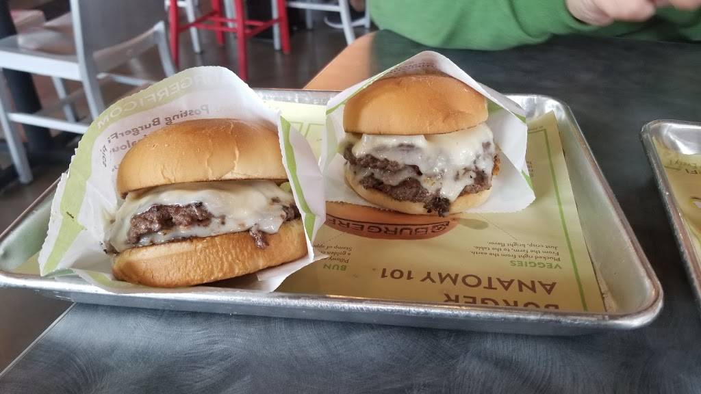 BurgerFi | restaurant | Windermere Village, 5845 Winter Garden Vineland Rd Suite 100, Windermere, FL 34786, USA | 4076143476 OR +1 407-614-3476