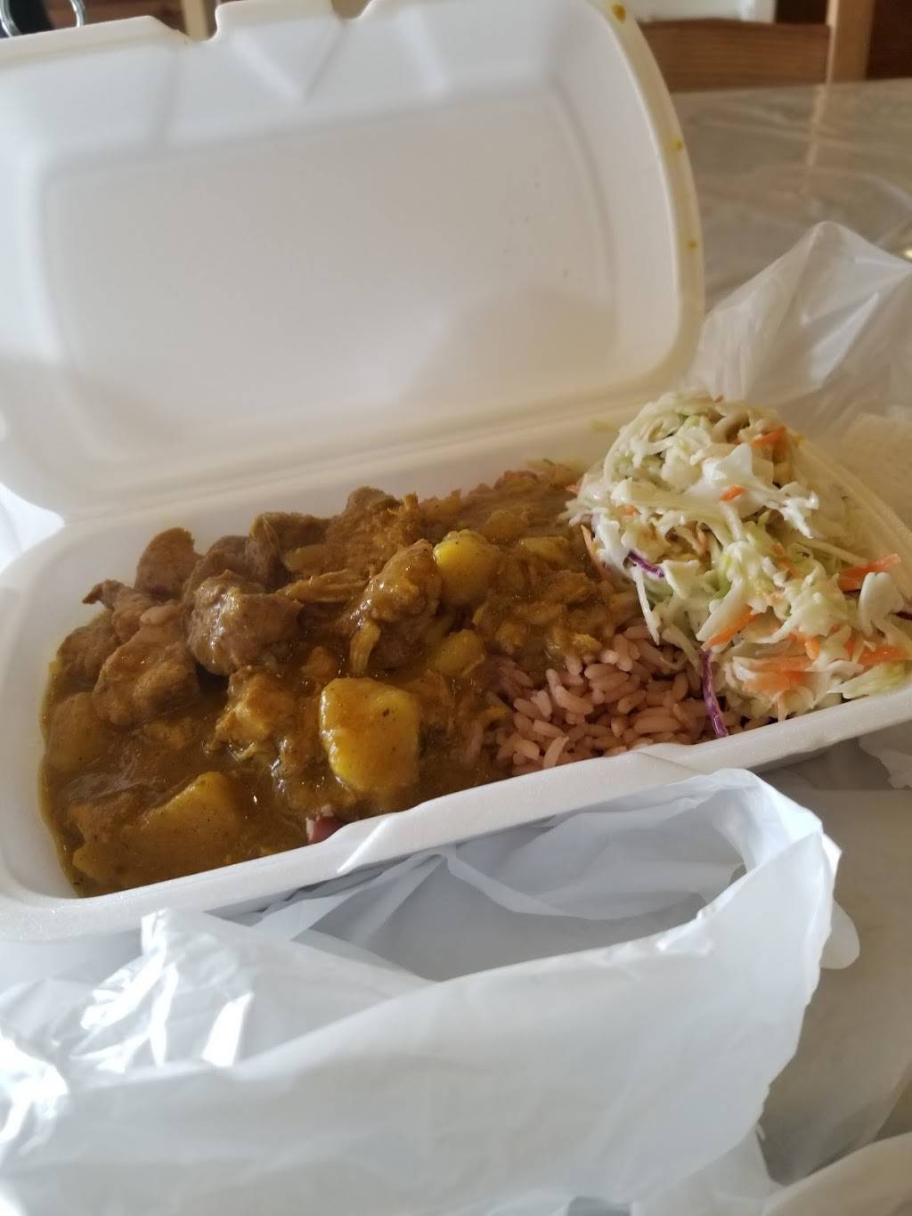 One Love Caribbean Cuisine | restaurant | 516 Centennial Pkwy N, Hamilton, ON L8E 0G2, Canada | 9056621121 OR +1 905-662-1121