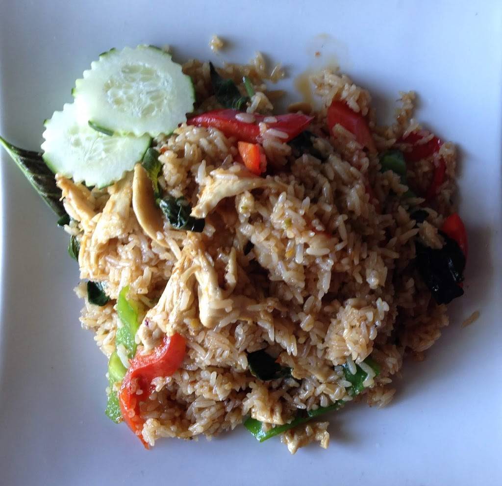 My Thai Place | restaurant | 42385 Ryan Rd #104, Brambleton, VA 20148, USA | 7033275900 OR +1 703-327-5900