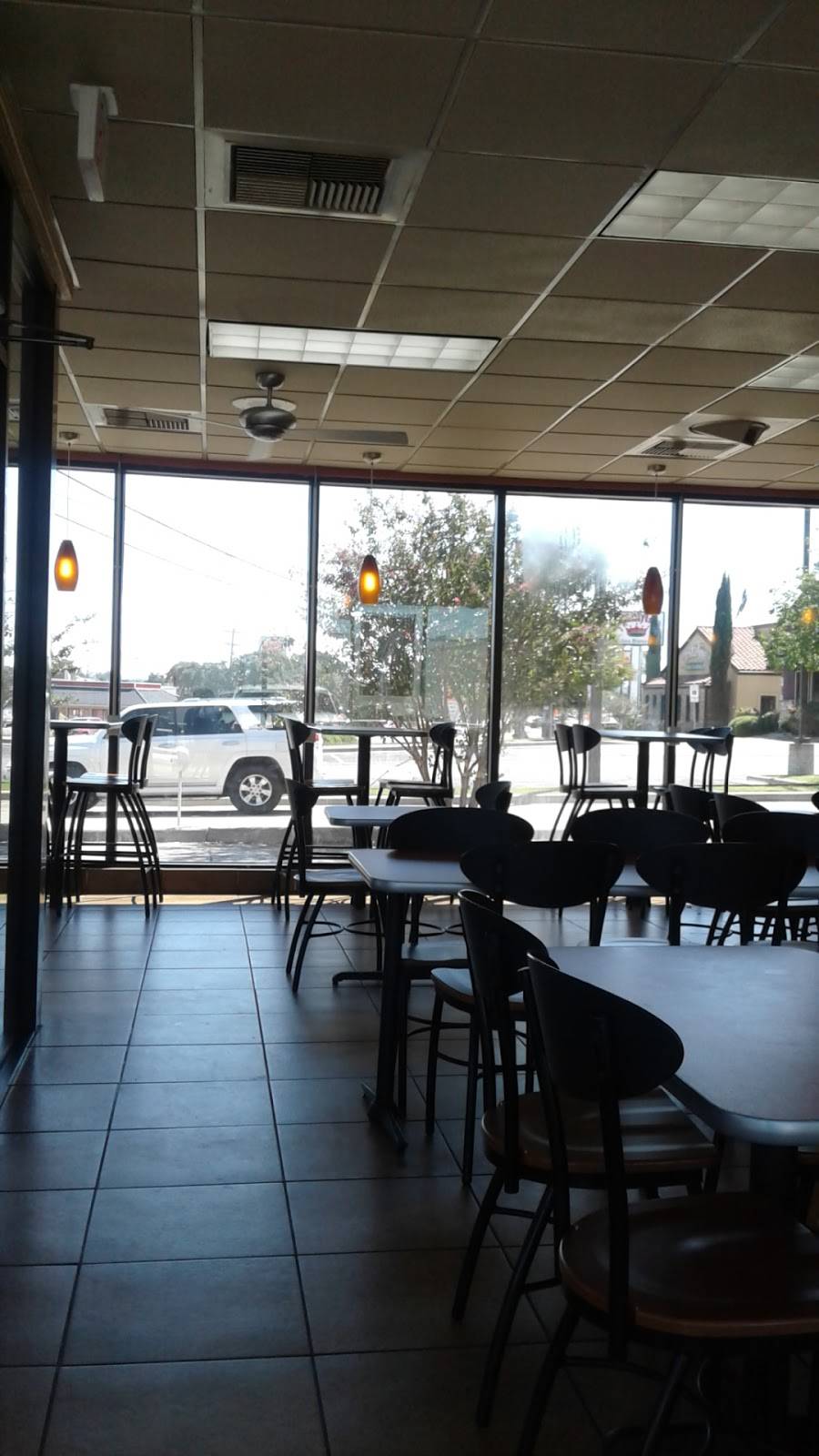 Jack in the Box | restaurant | 1010 S Morgan St, Granbury, TX 76048, USA | 8175738093 OR +1 817-573-8093