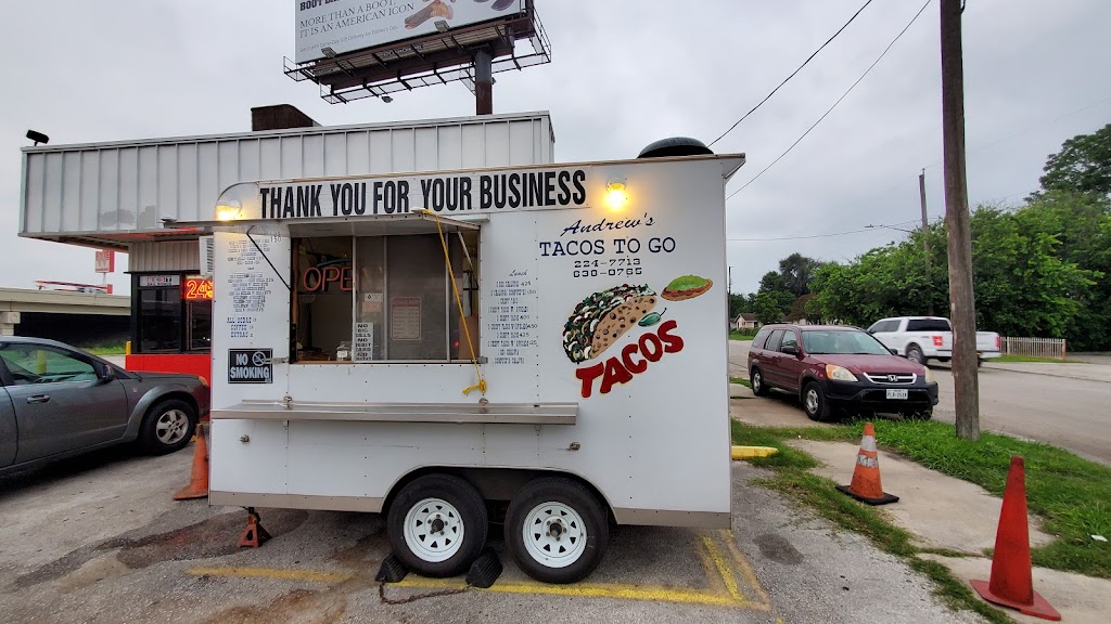 Andrews Tacos | restaurant | 700 Division Ave, San Antonio, TX 78225, USA | 2102247313 OR +1 210-224-7313
