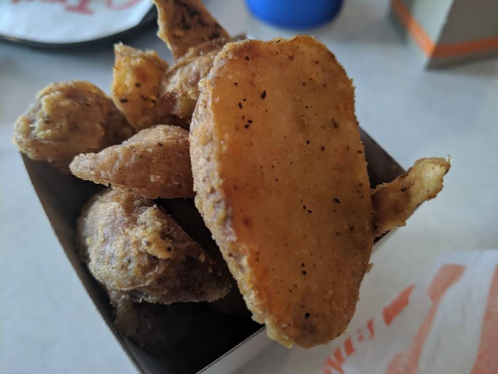 Mary Browns Chicken & Taters | restaurant | Centrum Shopping Centre, 400 Earl Grey Dr B-7, Kanata, ON K2T 1B9, Canada | 6135922132 OR +1 613-592-2132