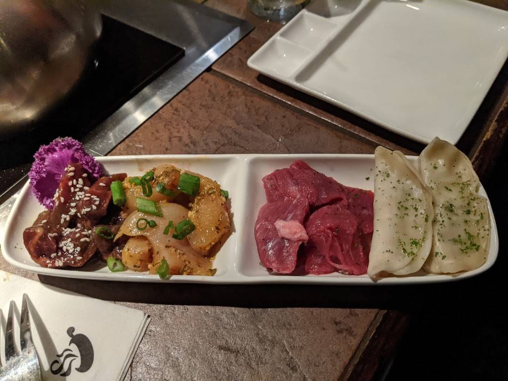 The Melting Pot | restaurant | 6100 Westheimer Rd #146, Houston, TX 77057, USA | 7135325011 OR +1 713-532-5011