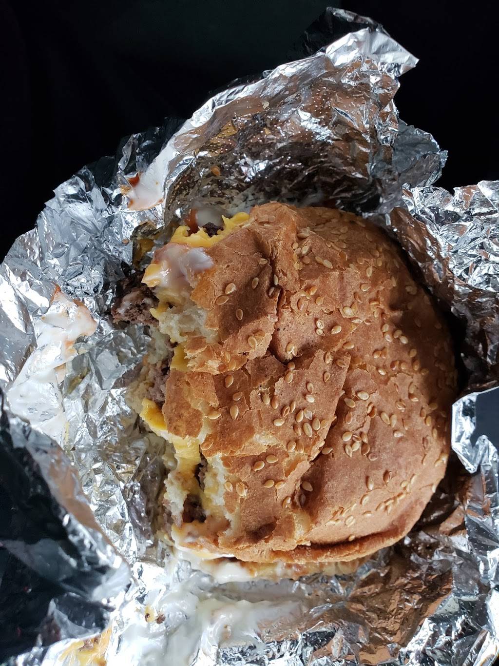 Wrap-N-Run Grill | restaurant | 1125 Lexington Ave, New York, NY 10075, USA | 2127441588 OR +1 212-744-1588