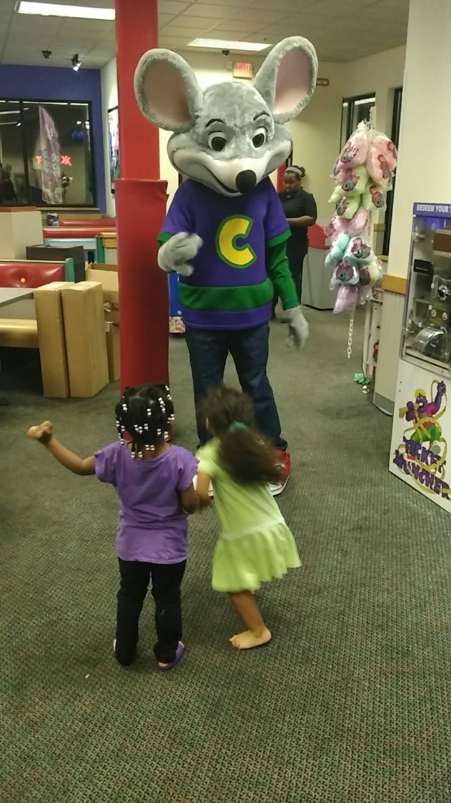 Chuck E. Cheeses | restaurant | 5501 E 82nd St, Indianapolis, IN 46250, USA | 3178497324 OR +1 317-849-7324