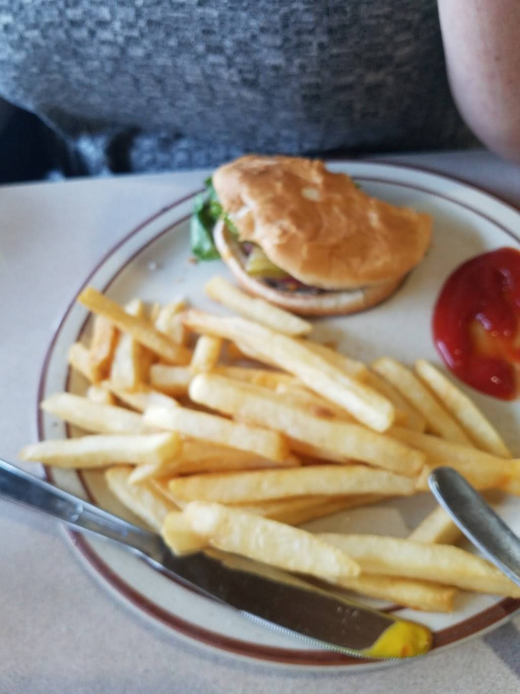 Johnnys | restaurant | 610 E Yosemite Ave, Manteca, CA 95336, USA | 2092399111 OR +1 209-239-9111