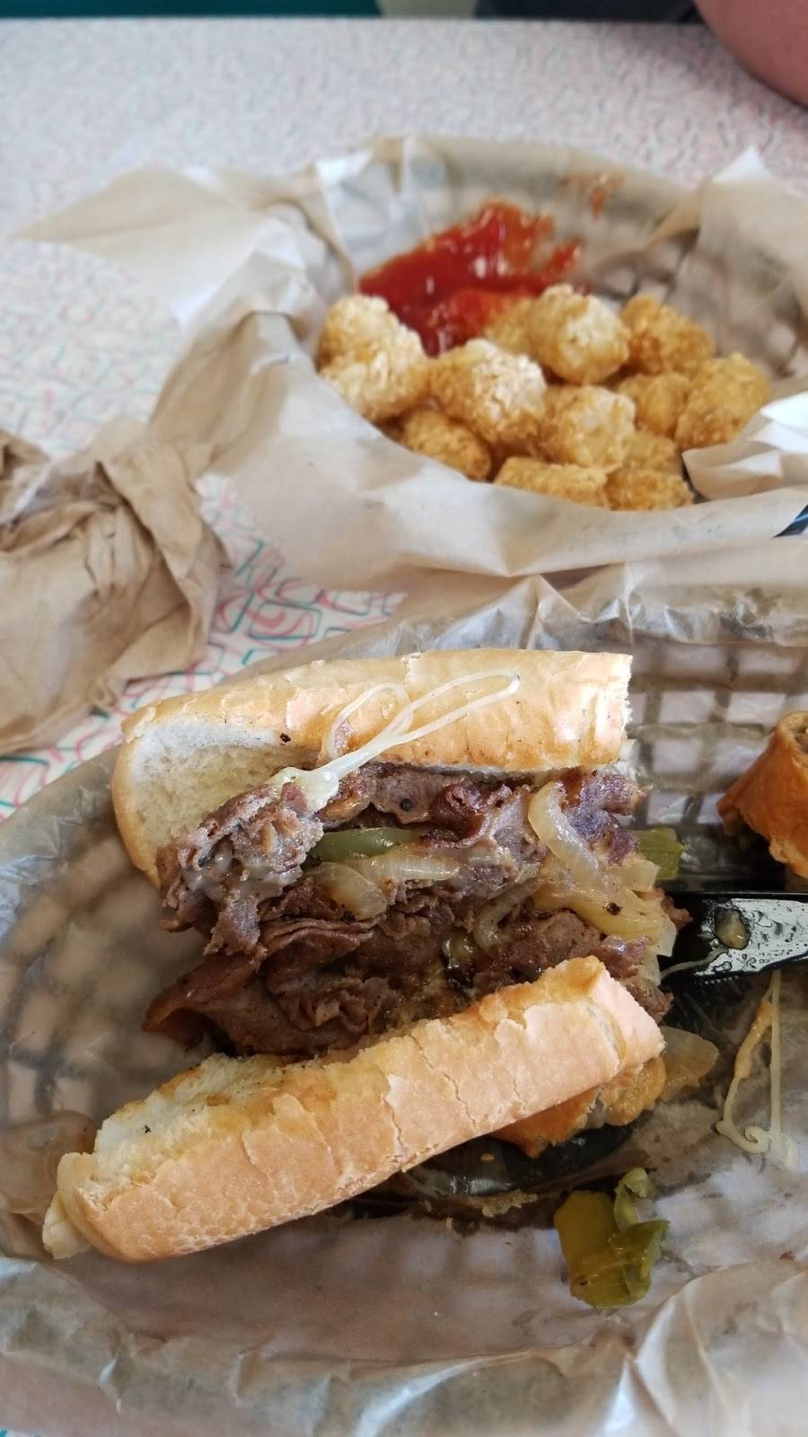 Hwy 55 Burgers Shakes & Fries | restaurant | 2132 N Locust Ave, Lawrenceburg, TN 38464, USA | 9312446745 OR +1 931-244-6745