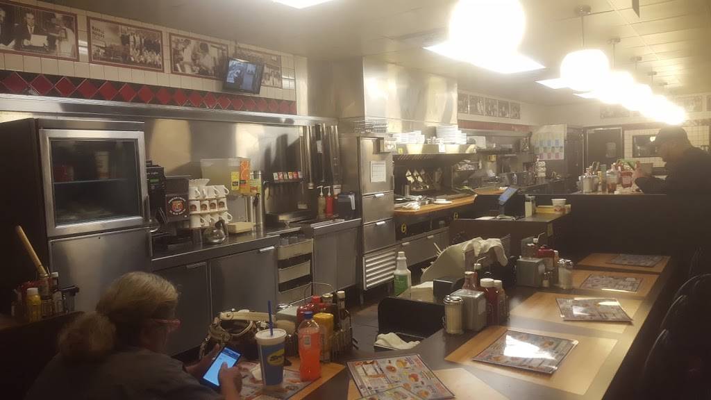 Waffle House | meal takeaway | 2815 Laurens Rd, Greenville, SC 29607, USA | 8644589393 OR +1 864-458-9393