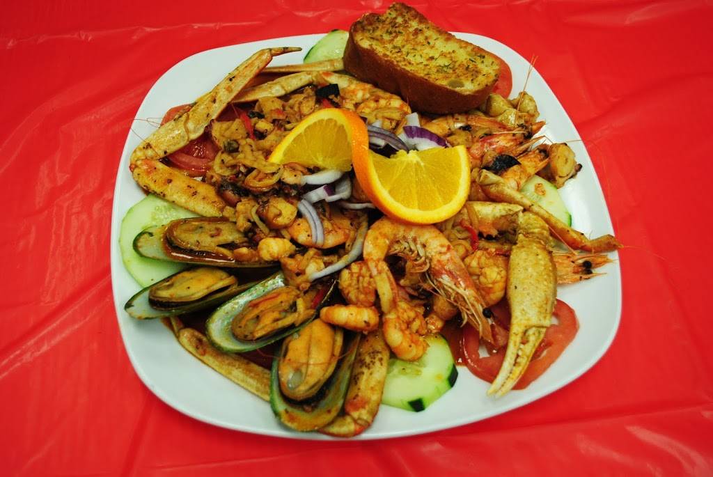 La Plaza Tapatia | restaurant | 4233 Shoppers Ln, Columbus, OH 43228, USA | 6142760333 OR +1 614-276-0333