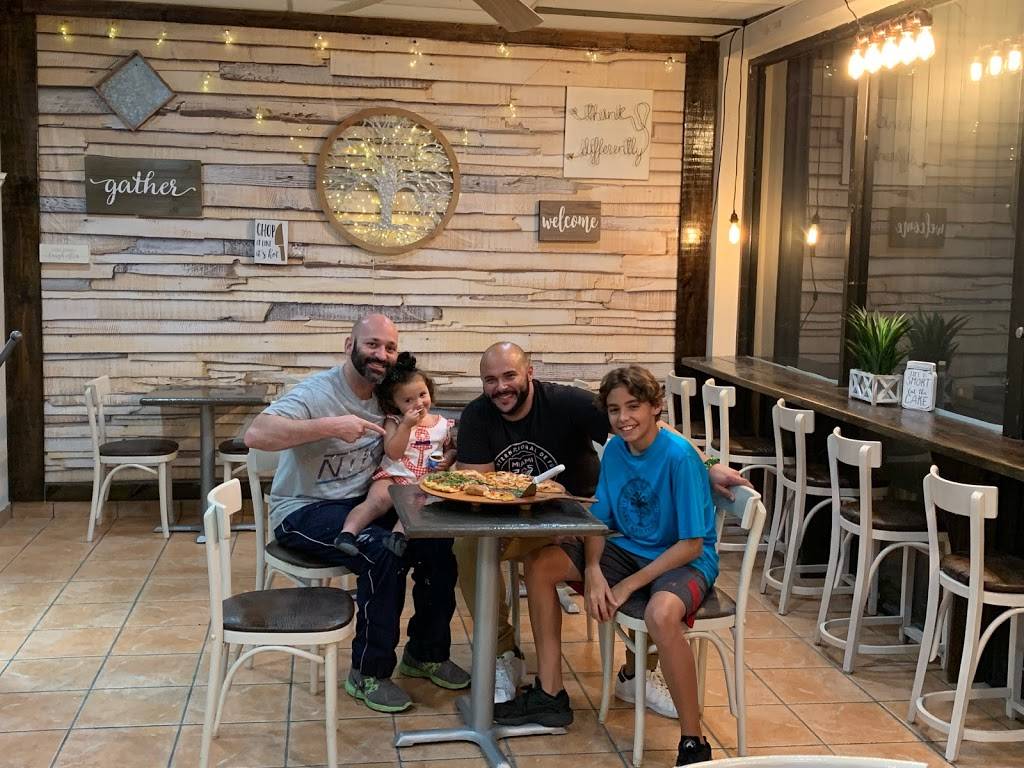 Mona Lisa Pizza & Subs | meal delivery | 4751 SW 8th St, Miami, FL 33134, USA | 3054457500 OR +1 305-445-7500