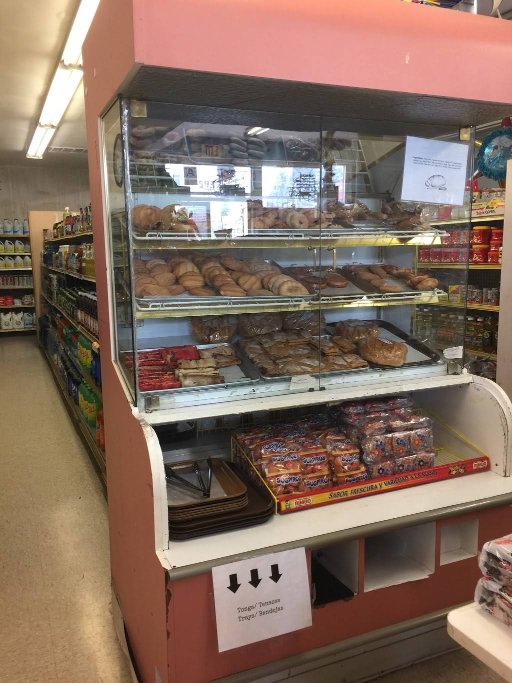 La Colmenita Market & Salvadoran Restaurant | restaurant | 5937 Vineland Ave, North Hollywood, CA 91601, USA | 8187540451 OR +1 818-754-0451