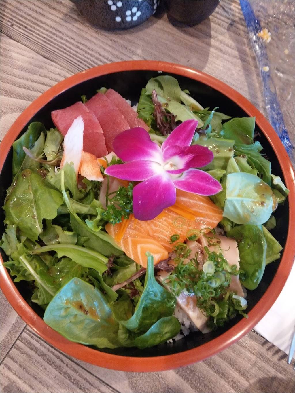 Sushi Plus | restaurant | 5830 W Thunderbird Rd STE B1, Glendale, AZ 85306, USA | 6025959891 OR +1 602-595-9891