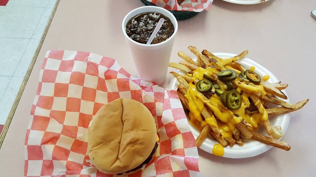 Freddies Hamburgers | restaurant | 802 S Lewis Ave I, Tulsa, OK 74104, USA | 9185853544 OR +1 918-585-3544