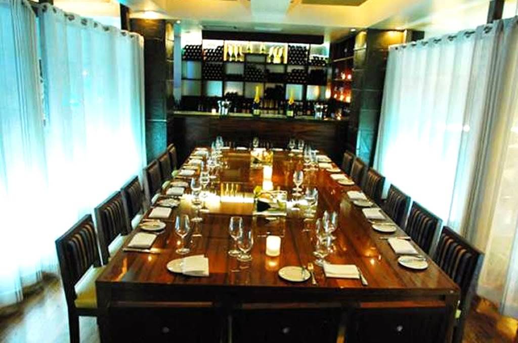 Loi Estiatorio | restaurant | 132 W 58th St, New York, NY 10019, USA | 2127130015 OR +1 212-713-0015