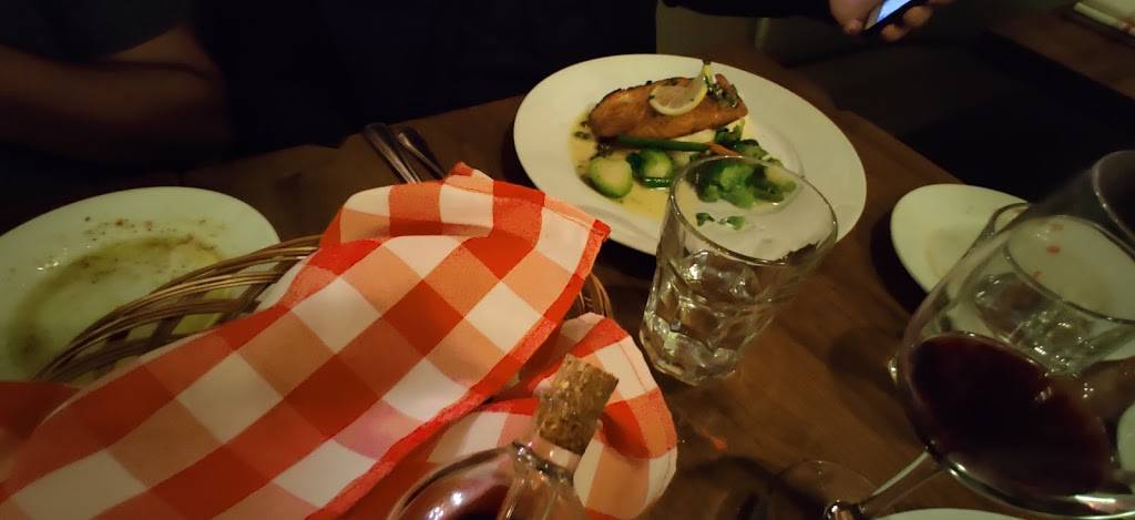 Trattoria Roma | restaurant | 140 2nd St, Petaluma, CA 94952, USA | 7079817807 OR +1 707-981-7807