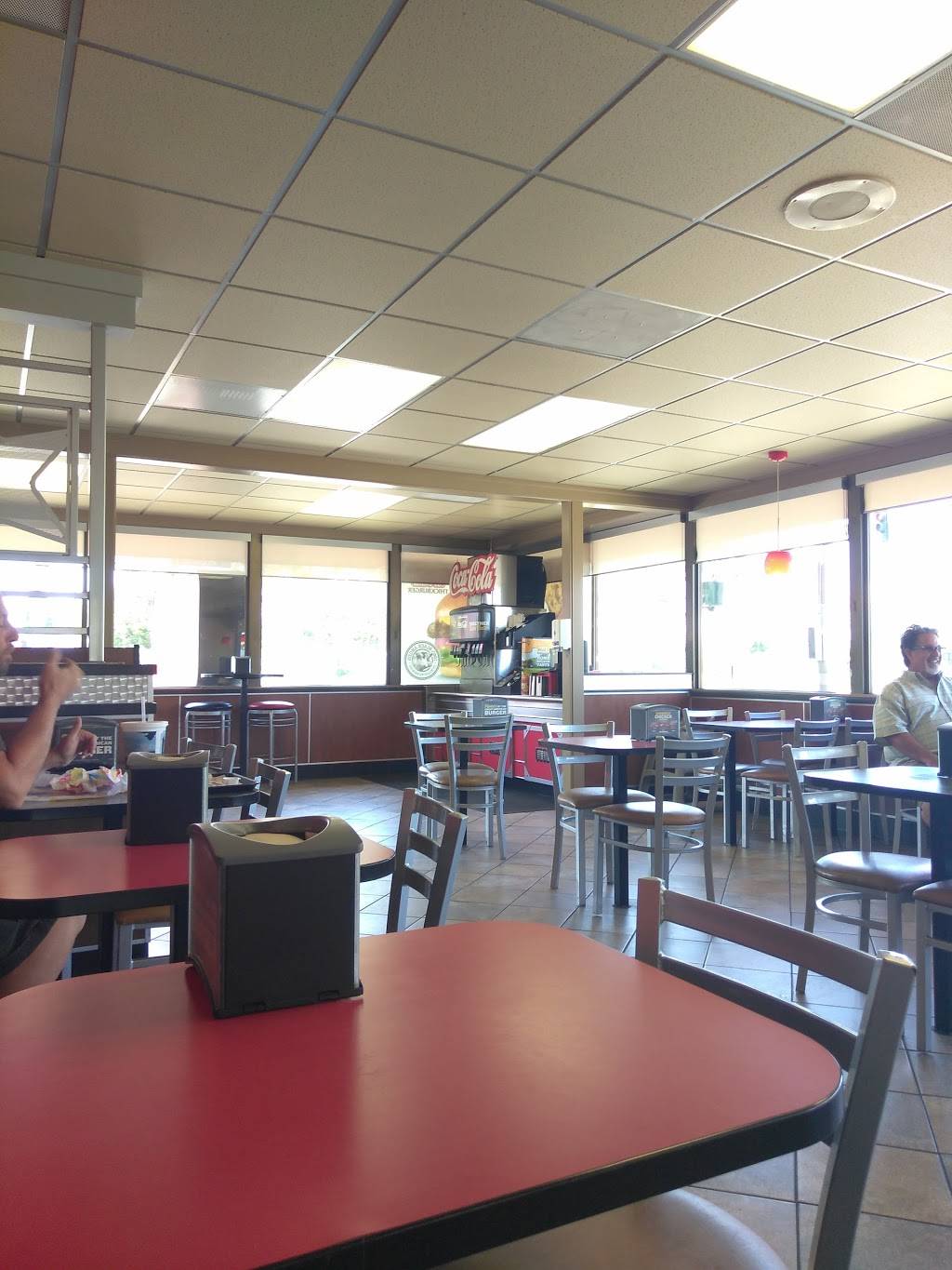 Carls Jr. | restaurant | 1550 Adams Ave, Costa Mesa, CA 92626, USA | 7145454194 OR +1 714-545-4194