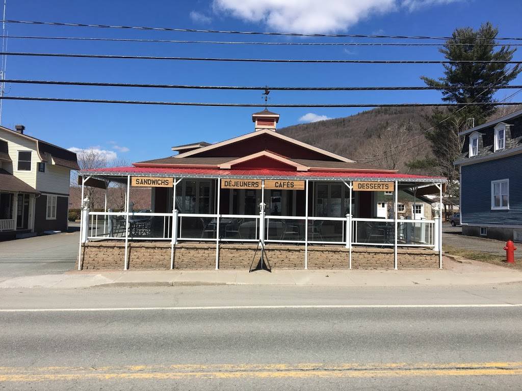 Café des récoltes | cafe | 991 Rue Principale, Saint-Paul-dAbbotsford, QC J0E 1A0, Canada | 4509480800 OR +1 450-948-0800