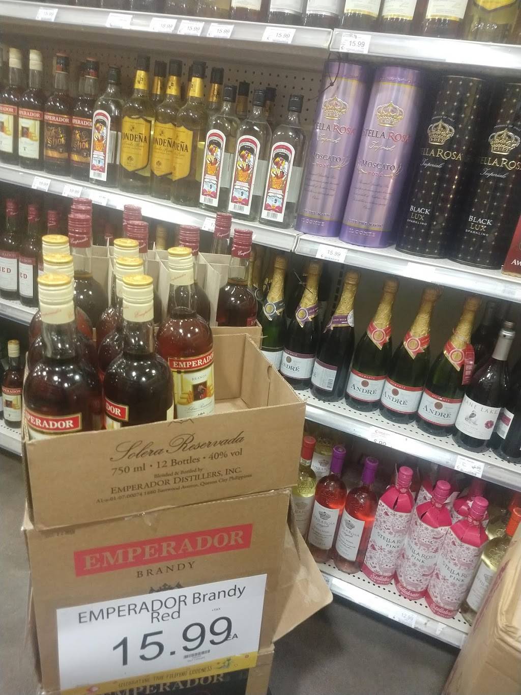 Jollibee | restaurant | 11098 Foothill Blvd Ste 120, Rancho Cucamonga, CA 91730, USA | 9099192466 OR +1 909-919-2466